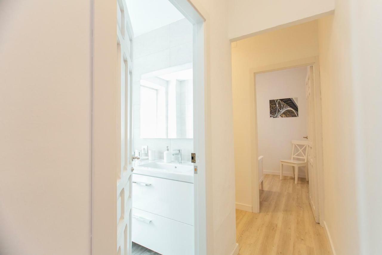 Colorful And Diaphanous- 3Bd 1Bth - Peral Sevilla Eksteriør billede
