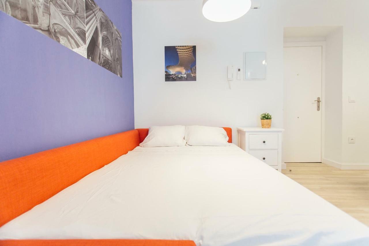 Colorful And Diaphanous- 3Bd 1Bth - Peral Sevilla Eksteriør billede