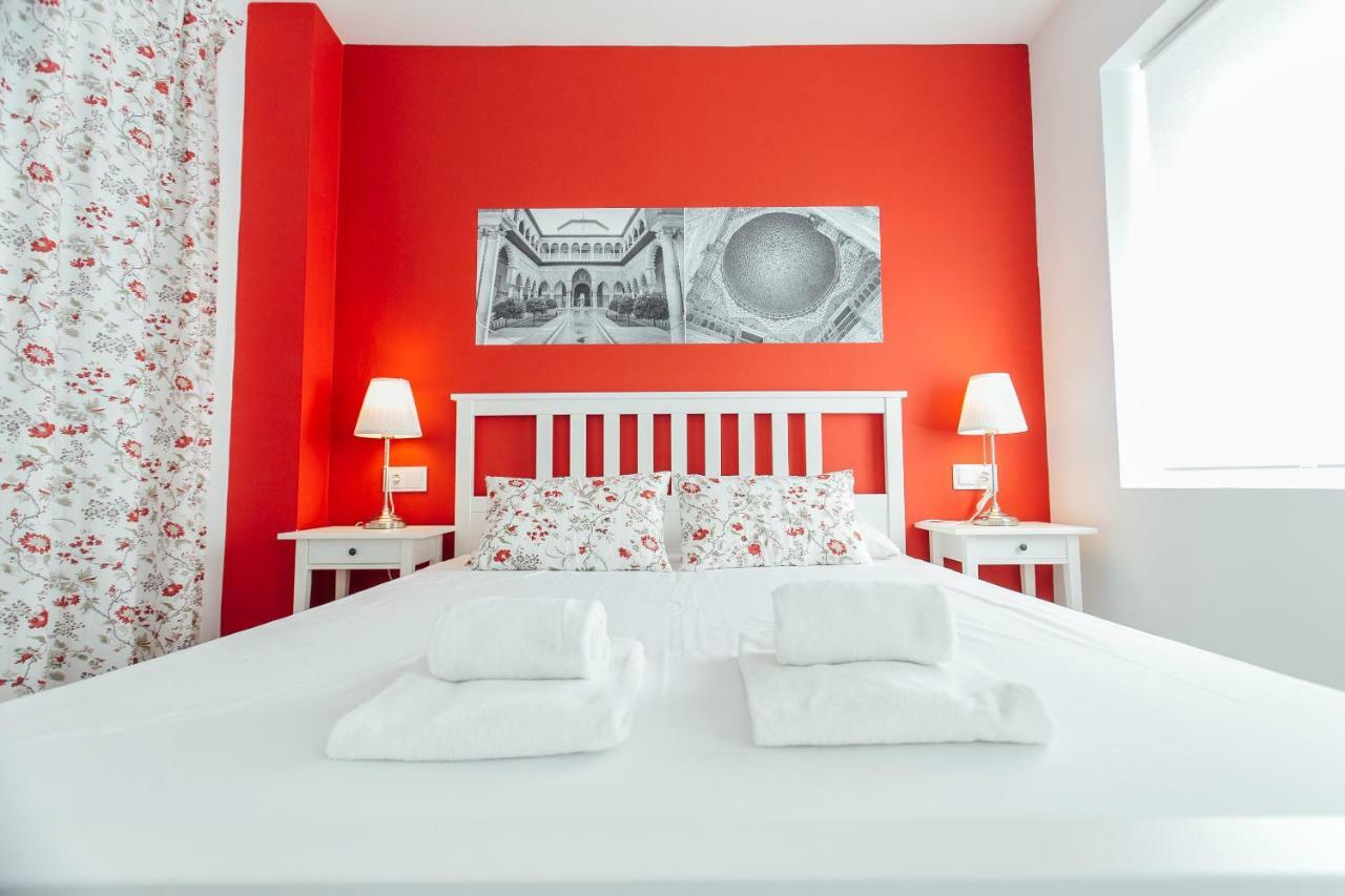 Colorful And Diaphanous- 3Bd 1Bth - Peral Sevilla Eksteriør billede