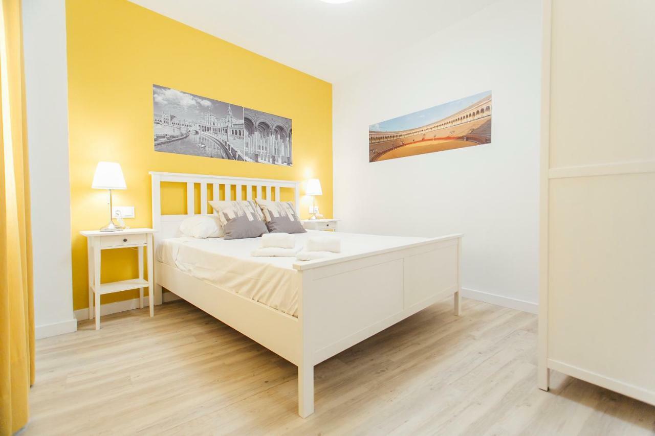 Colorful And Diaphanous- 3Bd 1Bth - Peral Sevilla Eksteriør billede